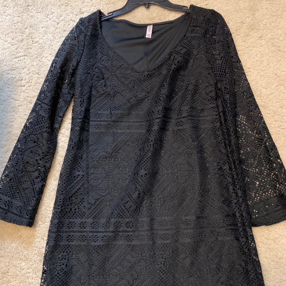 Xhileration Black Lace Bell Sleeve Dress